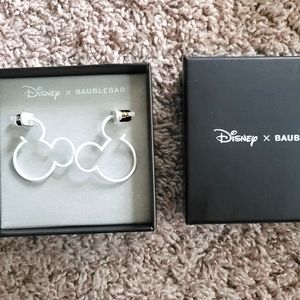 BAUBLEBAR × Disney Sillhouette Earrings White Mickey 🤍